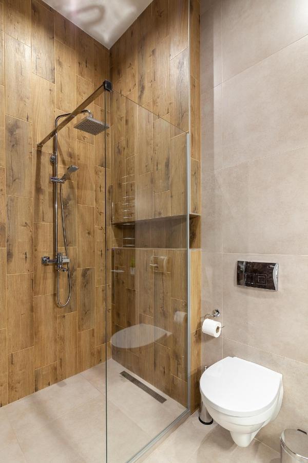 Royal Apartment On Leontovicha 7/2 Lviv Extérieur photo