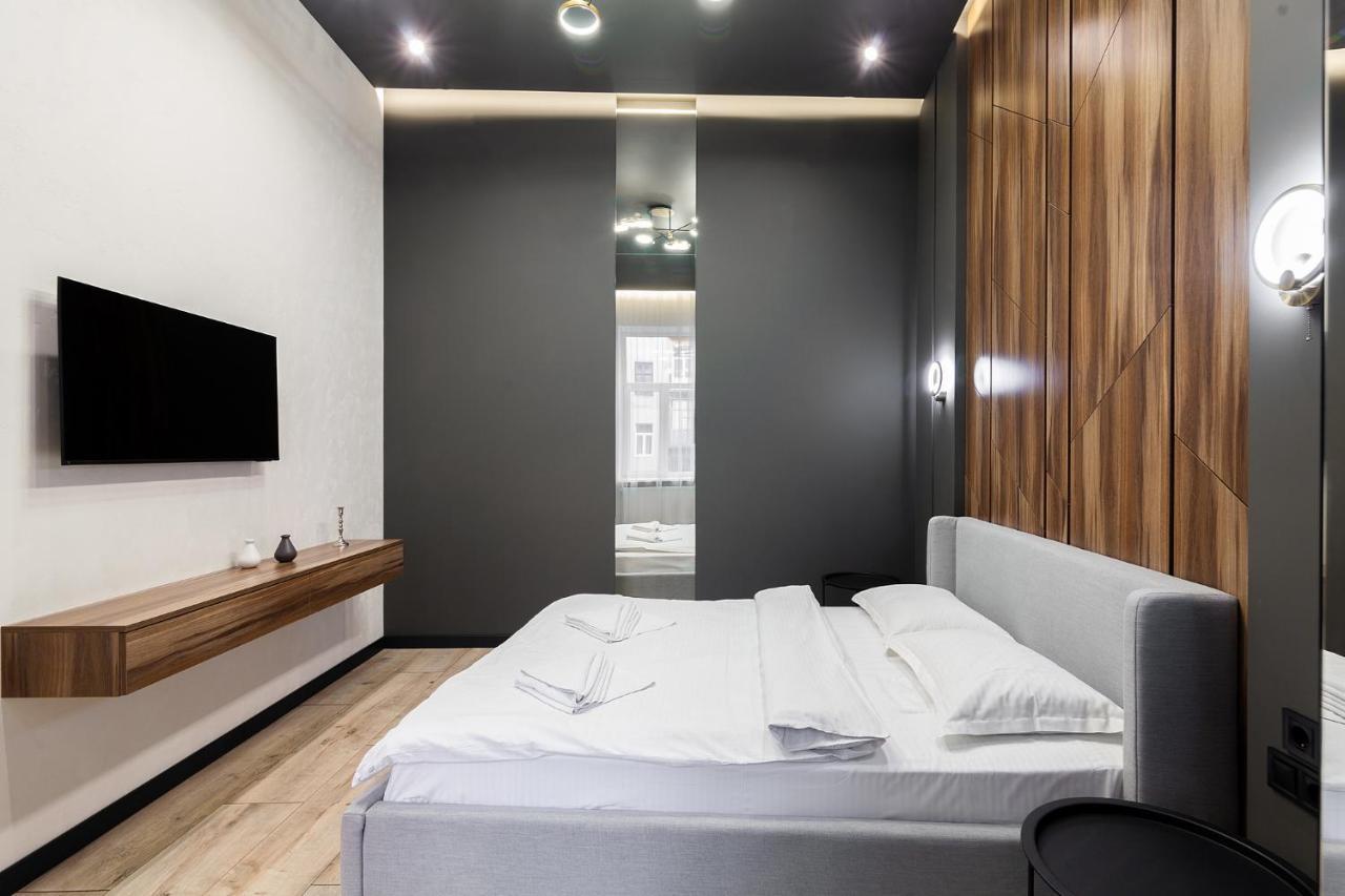 Royal Apartment On Leontovicha 7/2 Lviv Extérieur photo